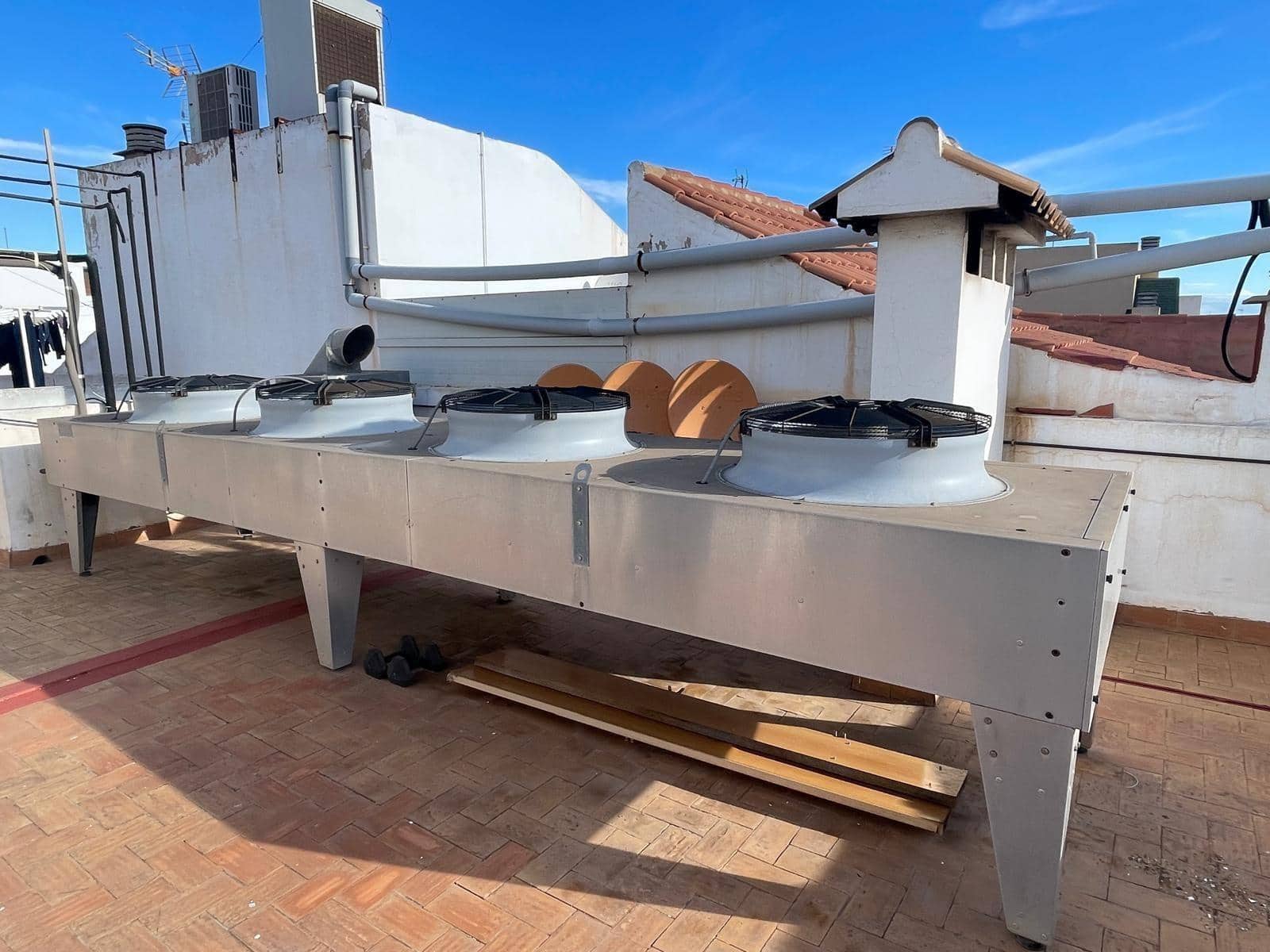 Bedrift til salgs i Torrevieja - € 290 000 (Ref: 10011600)