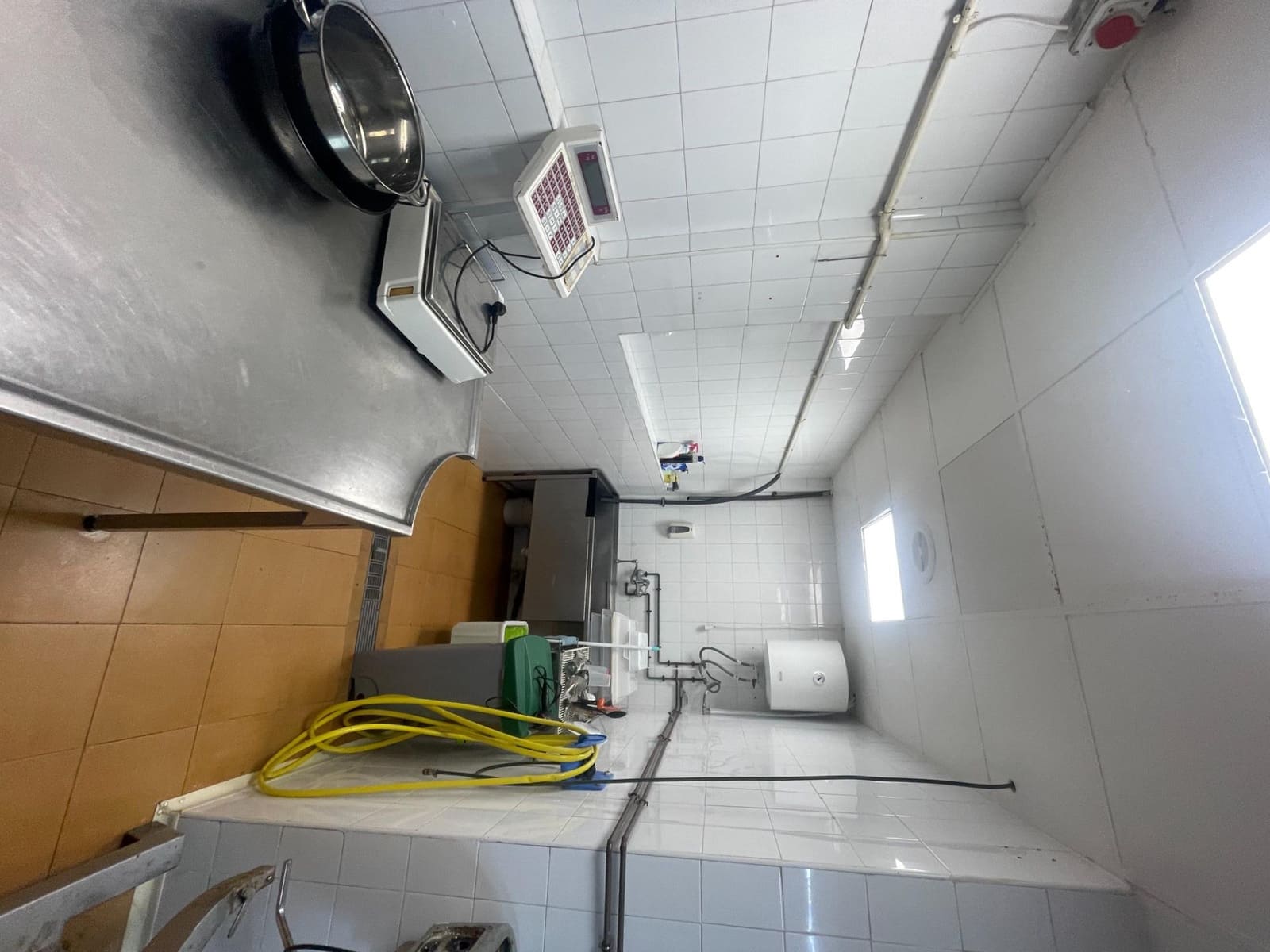 Bedrift til salgs i Torrevieja - € 290 000 (Ref: 10011600)