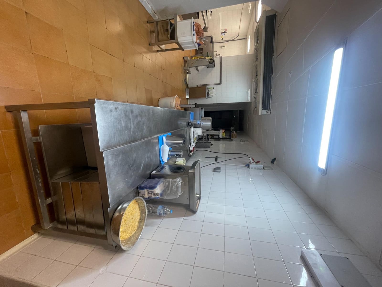 Bedrift til salgs i Torrevieja - € 290 000 (Ref: 10011600)