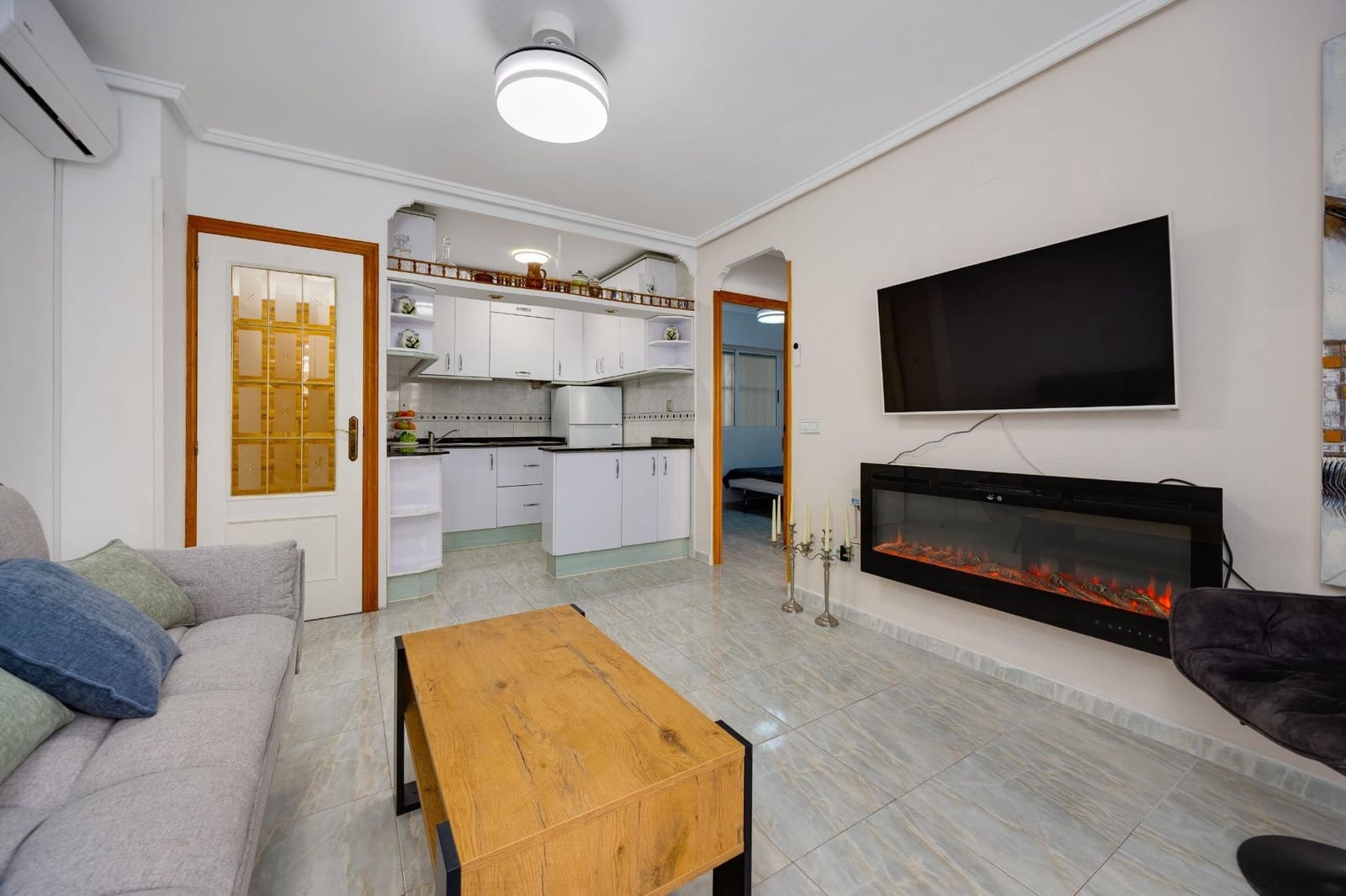 2 soverom Leilighet til salgs i Torrevieja - € 159 900 (Ref: 10017653)