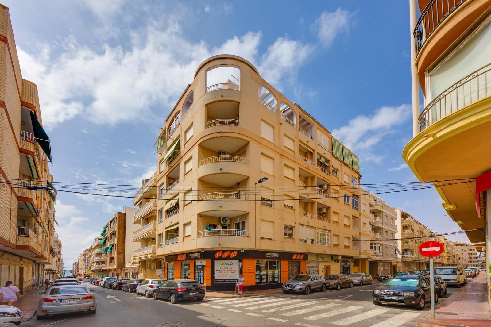 2 soverom Leilighet til salgs i Torrevieja - € 159 900 (Ref: 10017653)