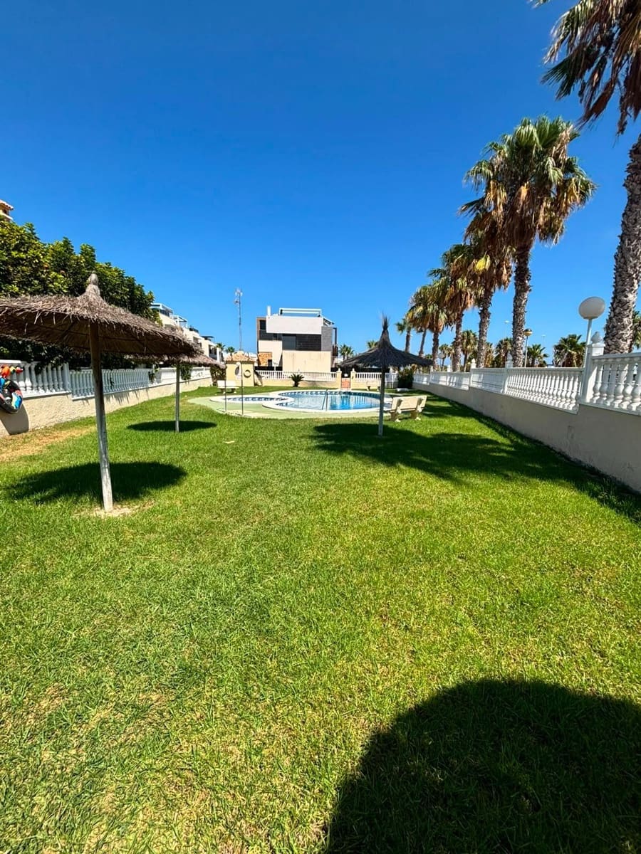 2 chambre Bungalow à vendre à Orihuela Costa avec piscine - 225 000 € (Ref: 10025905)