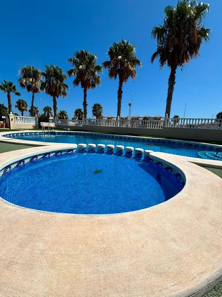 2 chambre Bungalow à vendre à Orihuela Costa avec piscine - 225 000 € (Ref: 10025905)