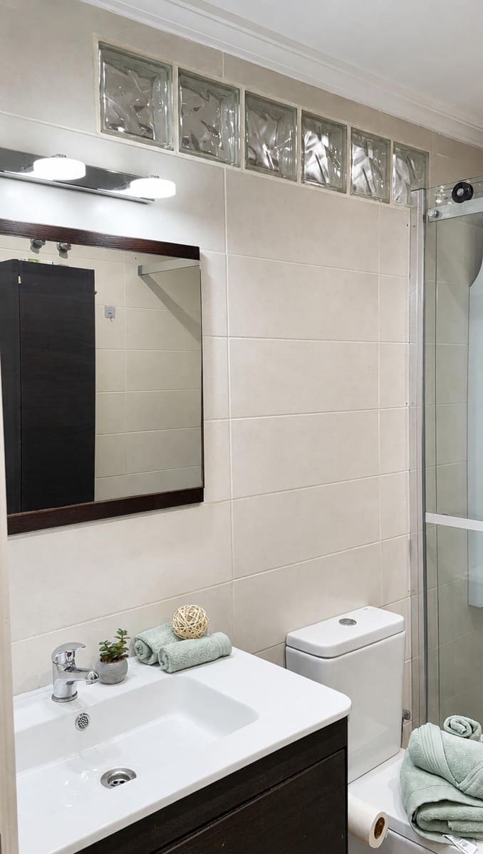 2 soverom Leilighet til salgs i Torrevieja med garasje - € 149 900 (Ref: 10055485)