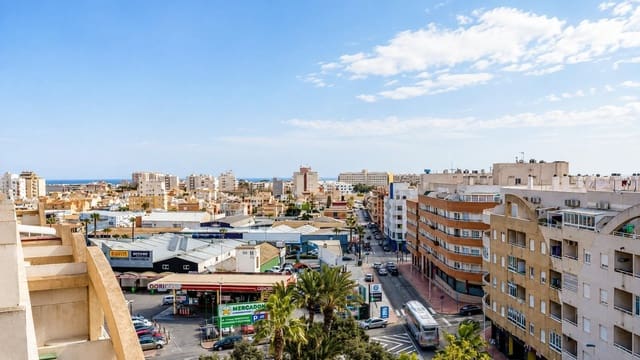 2 sypialnia Apartament na sprzedaż w Torrevieja z garażem - 149 900 € (Ref: 10055485)