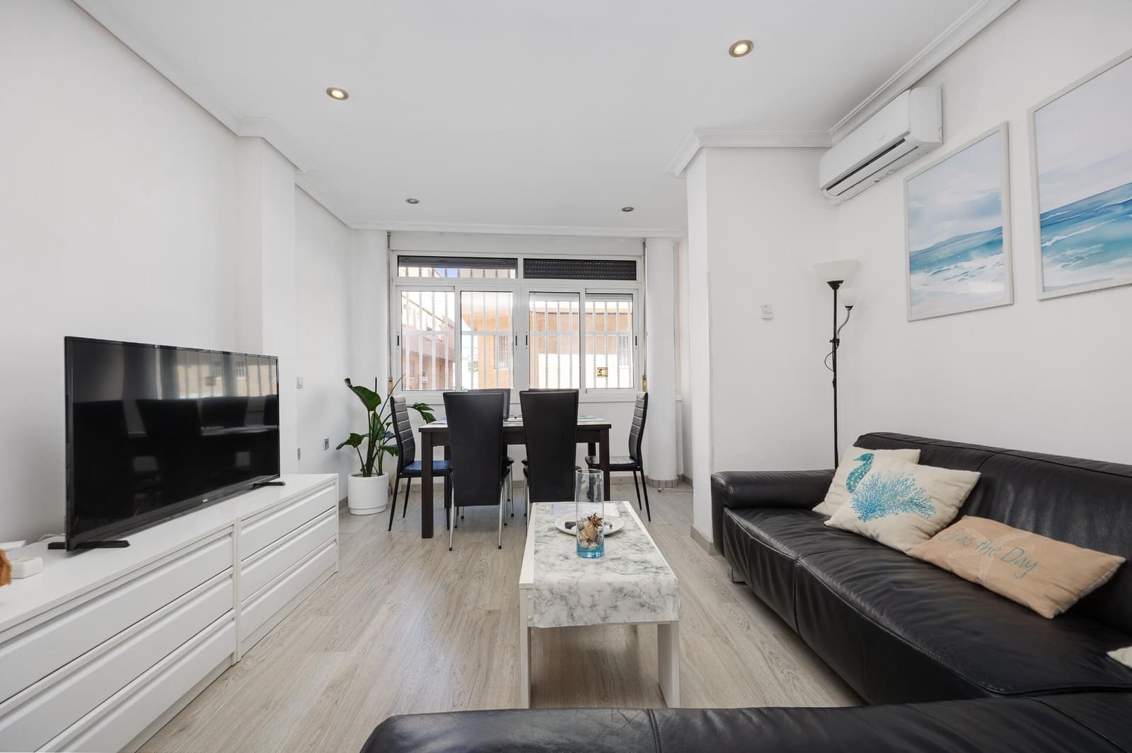 Apartamento de 3 habitaciones en Torrevieja en venta - 159.900 € (Ref: 9345194)