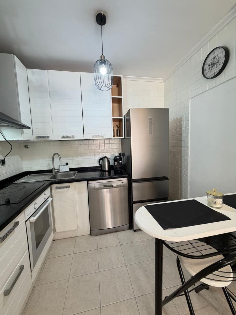 Apartamento de 3 habitaciones en Torrevieja en venta - 154.900 € (Ref: 9345194)