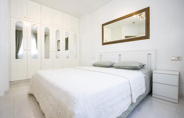 2 sovrum Radhus att hyra i Playa Flamenca, Orihuela med pool garage - 1 000 € (Ref: 9359760)