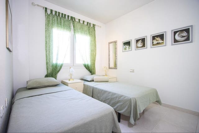 2 sovrum Radhus att hyra i Playa Flamenca, Orihuela med pool garage - 1 000 € (Ref: 9359760)