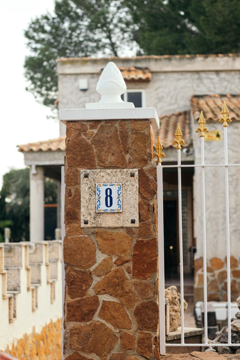 4 sypialnia Willa na sprzedaż w Fortuna z basenem garażem - 217 500 € (Ref: 9386162)