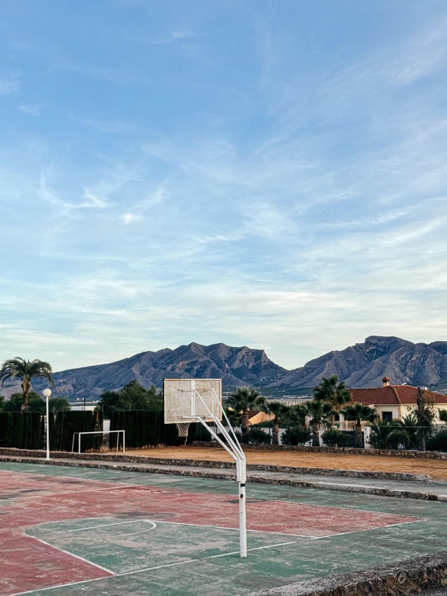 4 sypialnia Willa na sprzedaż w Fortuna z basenem garażem - 217 500 € (Ref: 9386162)