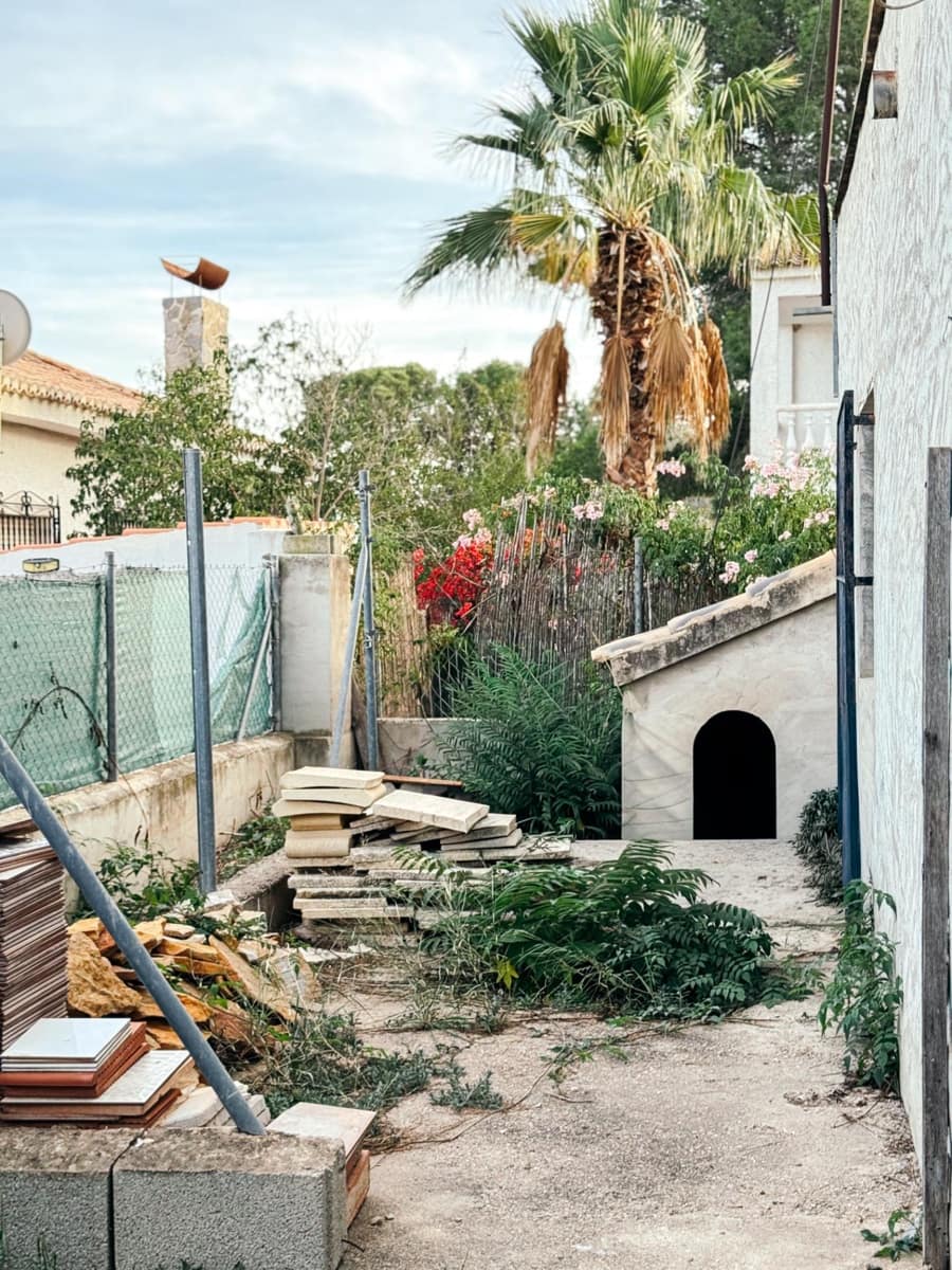 4 sypialnia Willa na sprzedaż w Fortuna z basenem garażem - 217 500 € (Ref: 9386162)