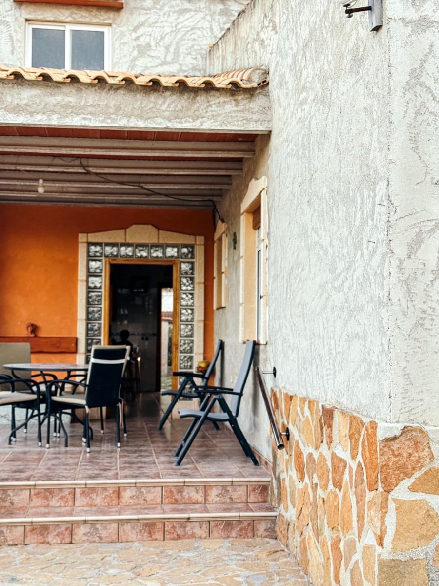 4 sypialnia Willa na sprzedaż w Fortuna z basenem garażem - 217 500 € (Ref: 9386162)