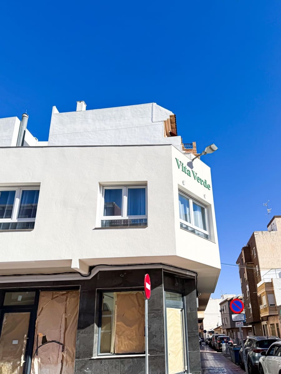 12 bedroom Hotel for sale in Torrevieja - € 1,490,000 (Ref: 9419999)