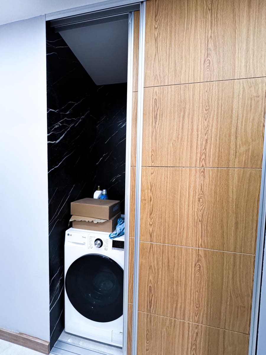 12 bedroom Hotel for sale in Torrevieja - € 1,400,000 (Ref: 9419999)