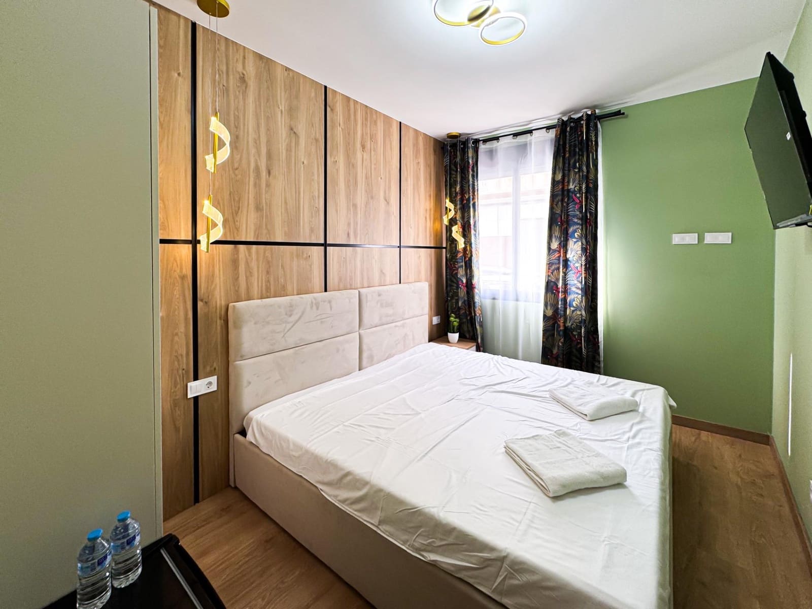 12 bedroom Hotel for sale in Torrevieja - € 1,400,000 (Ref: 9419999)