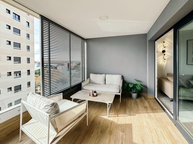 3 soverom Leilighet til leie i Punta Prima, Torrevieja med svømmebasseng garasje - € 2 000 (Ref: 9431169)