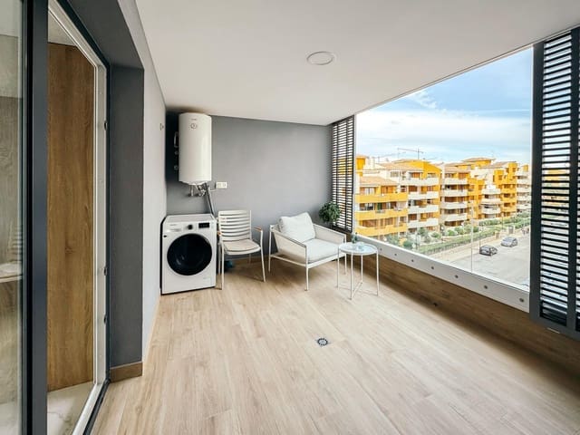 3 soverom Leilighet til leie i Punta Prima, Torrevieja med svømmebasseng garasje - € 2 000 (Ref: 9431169)