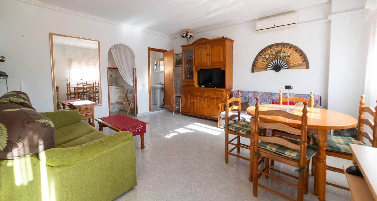 2 soveværelse Lejlighed til salg i Torrevieja med swimmingpool - € 120.000 (Ref: 9437601)