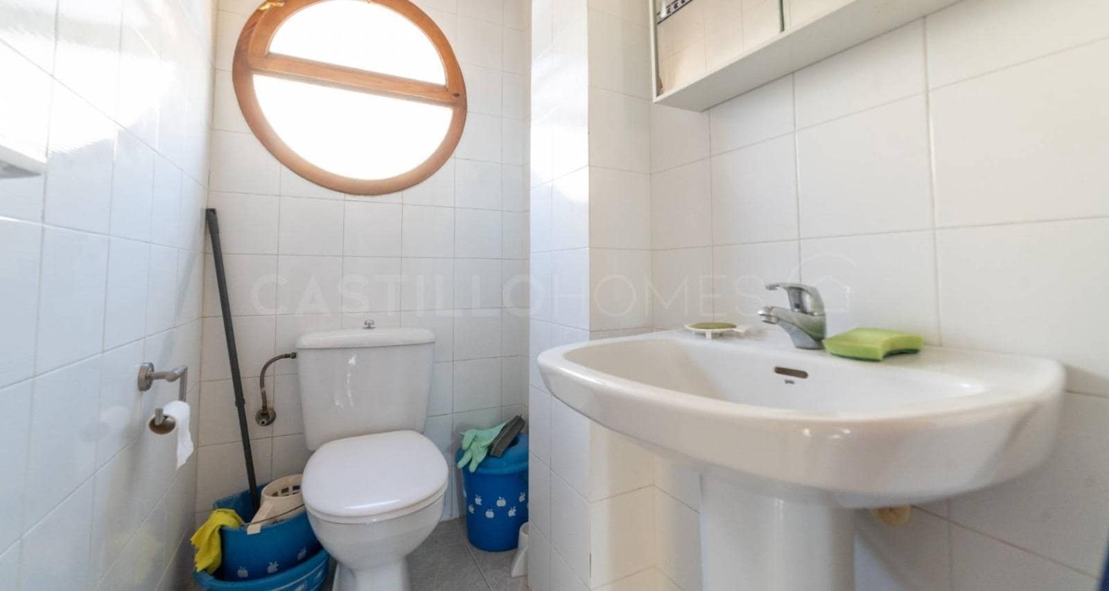 2 soveværelse Lejlighed til salg i Torrevieja med swimmingpool - € 120.000 (Ref: 9437601)