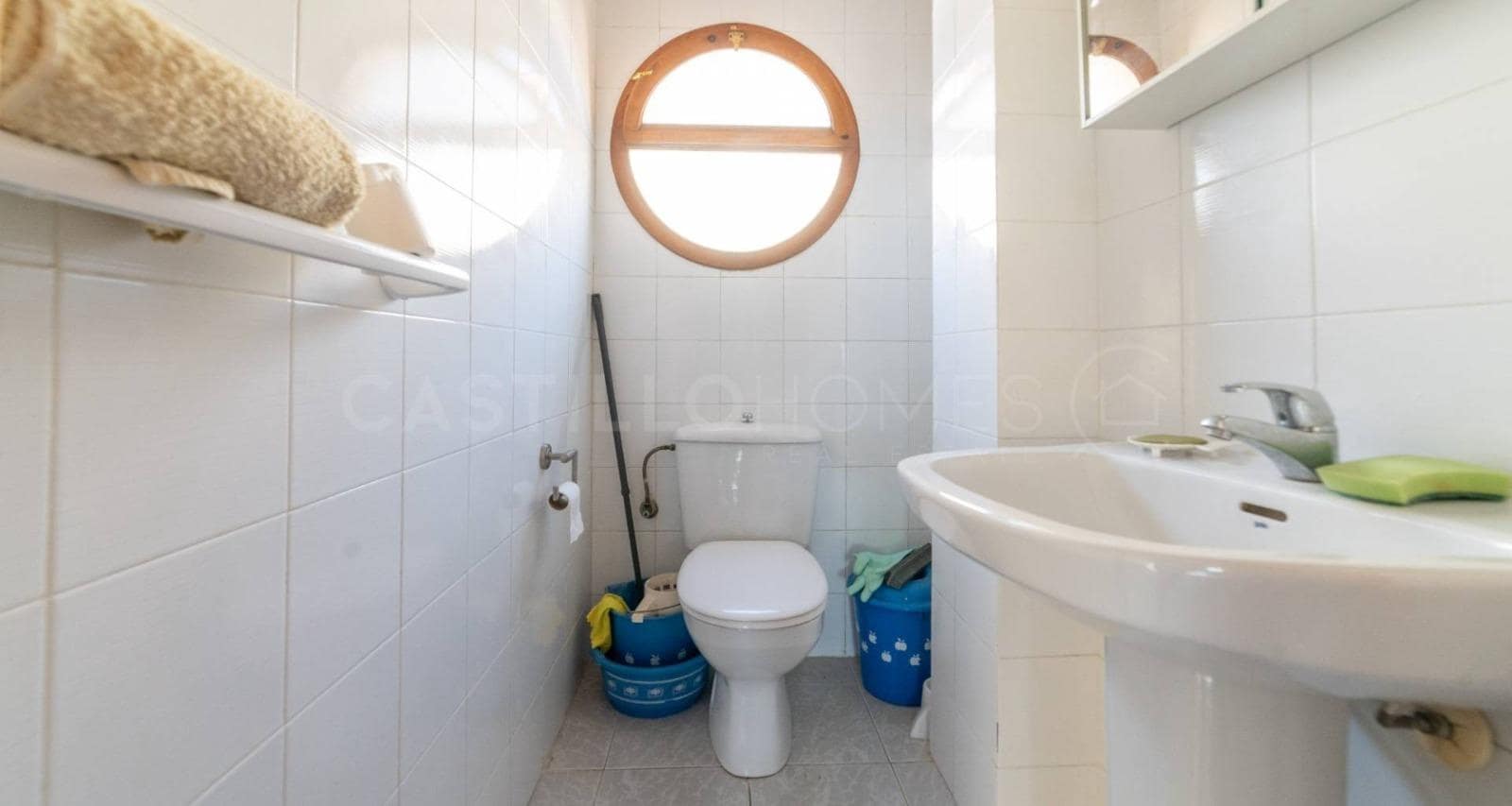 2 soveværelse Lejlighed til salg i Torrevieja med swimmingpool - € 120.000 (Ref: 9437601)