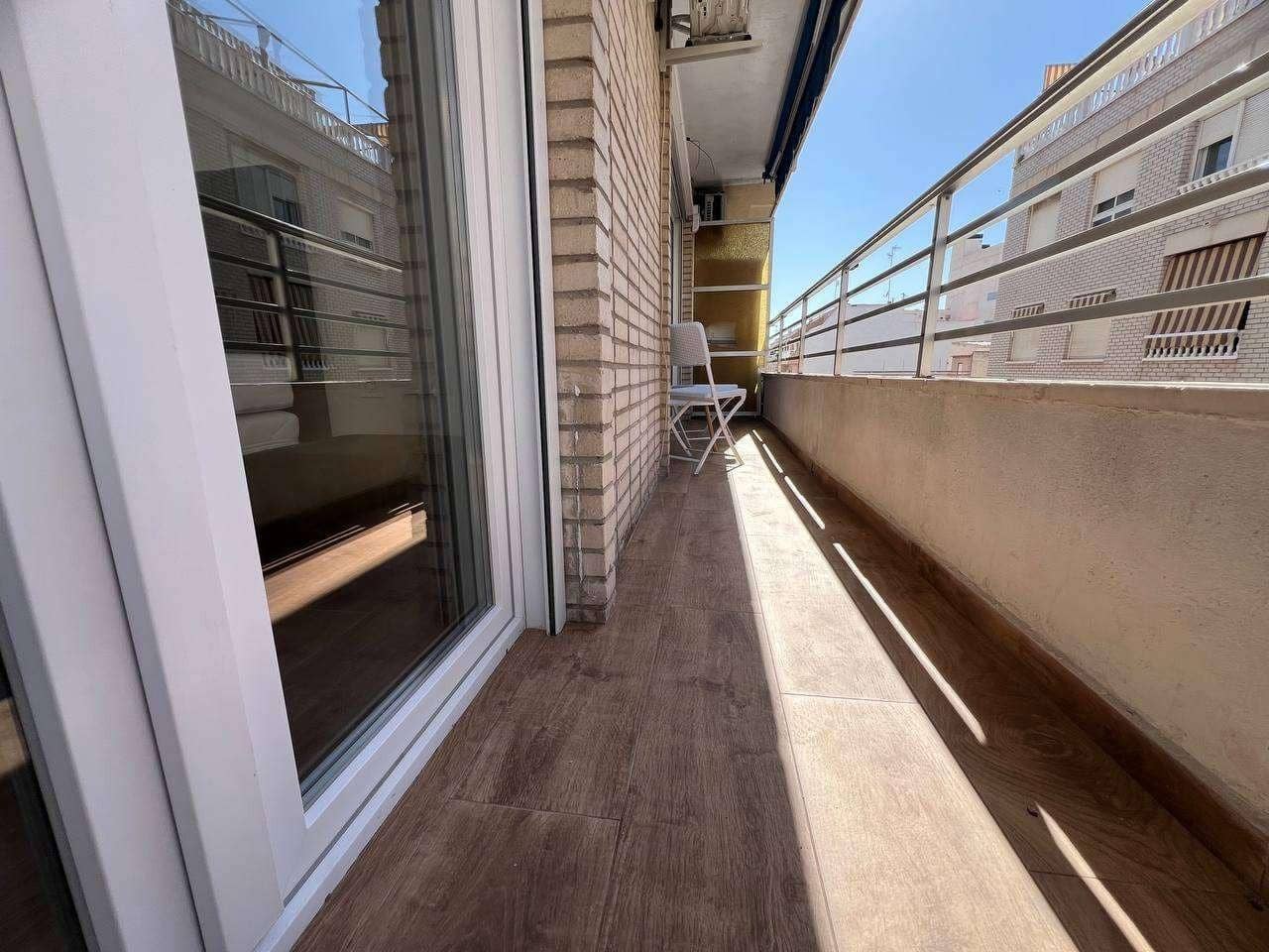 3 sypialnia Apartament na sprzedaż w Torrevieja - 250 000 € (Ref: 9449598)