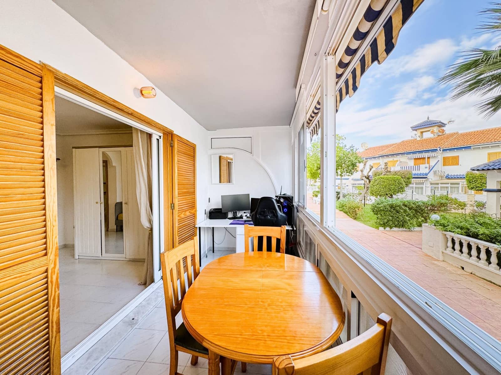 Studio til salgs i La Mata med svømmebasseng - € 115 500 (Ref: 9452292)