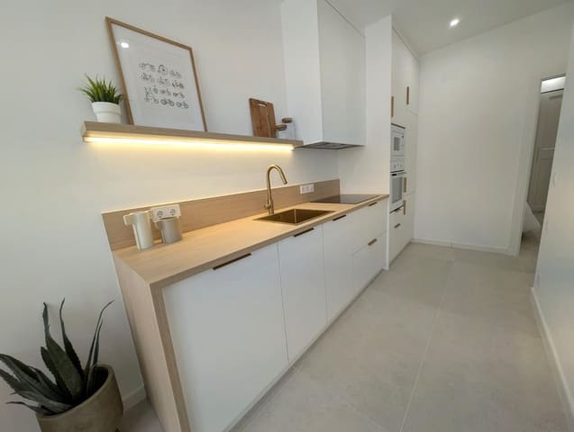 2 camera da letto Villetta a Schiera in vendita in El Chaparral, Torrevieja con piscina - 149.000 € (Rif: 9491622)