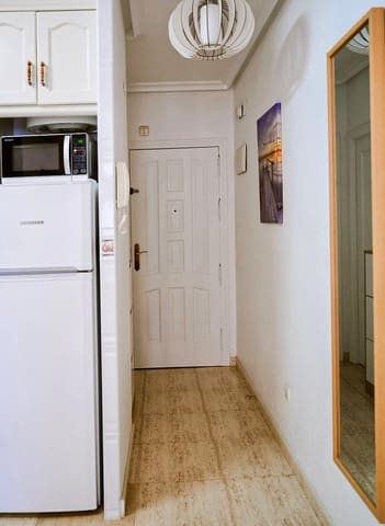 Appartement de 2 chambres à louer à Playa del Cura, Torrevieja - 700 € (Ref: 9528014)