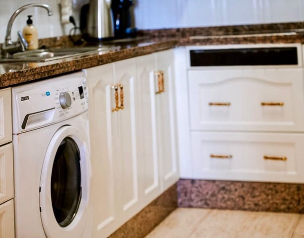 Appartement de 2 chambres à louer à Playa del Cura, Torrevieja - 700 € (Ref: 9528014)