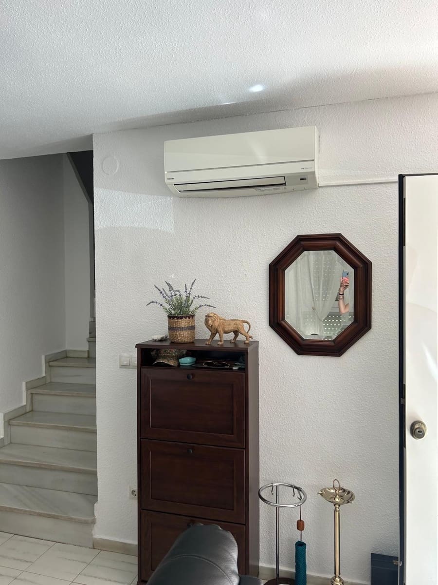 3 soverom Rekkehus til salgs i Torrevieja - € 212 500 (Ref: 9541618)