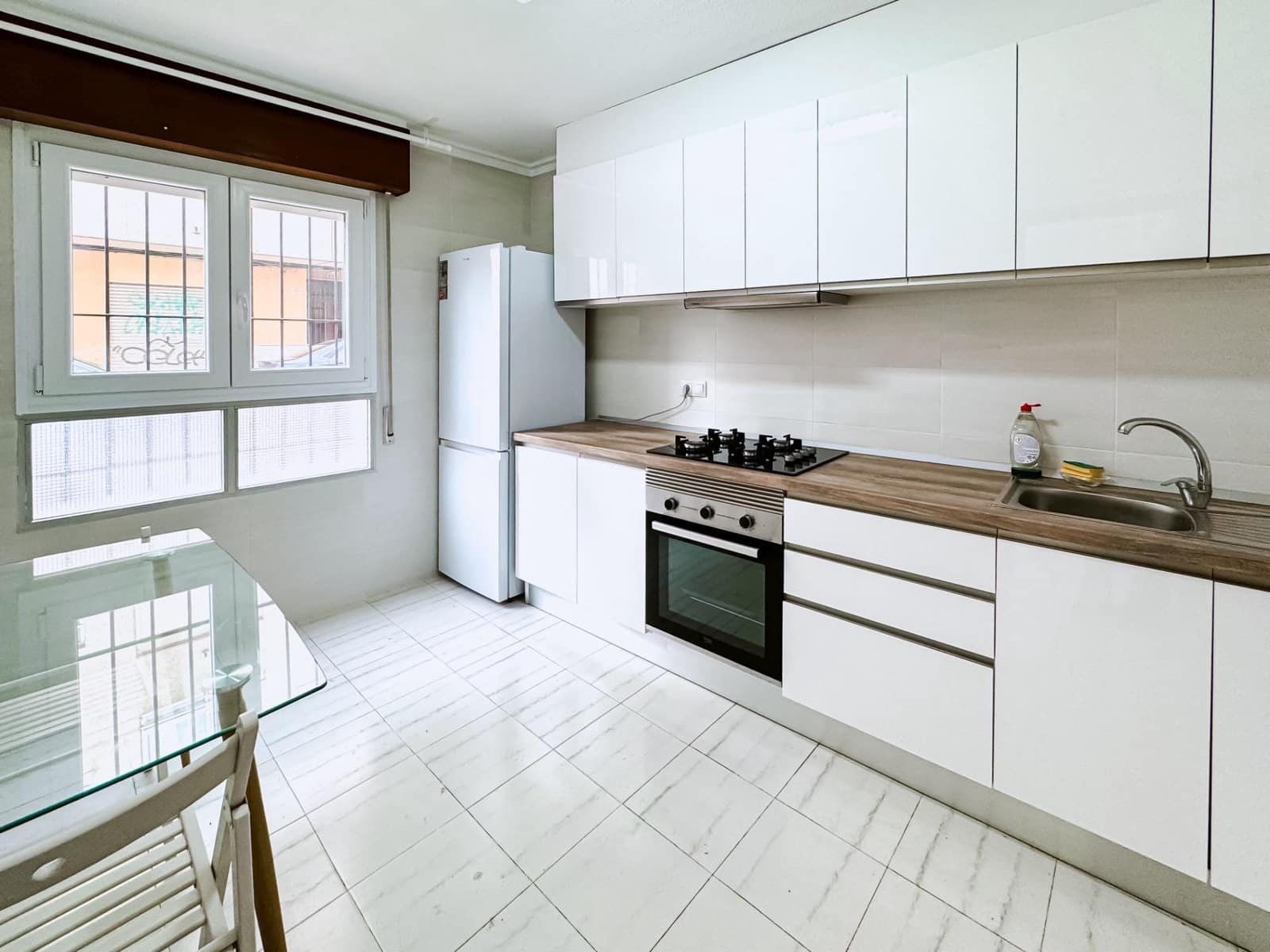 3 Zimmer Reihenhaus zu verkaufen in Torrevieja - 200.000 € (Ref: 9541618)