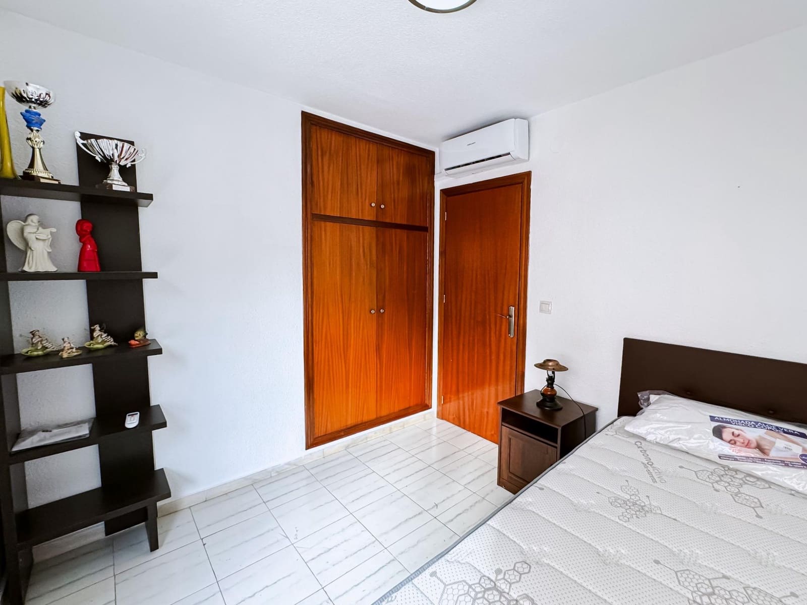 3 Zimmer Reihenhaus zu verkaufen in Torrevieja - 200.000 € (Ref: 9541618)