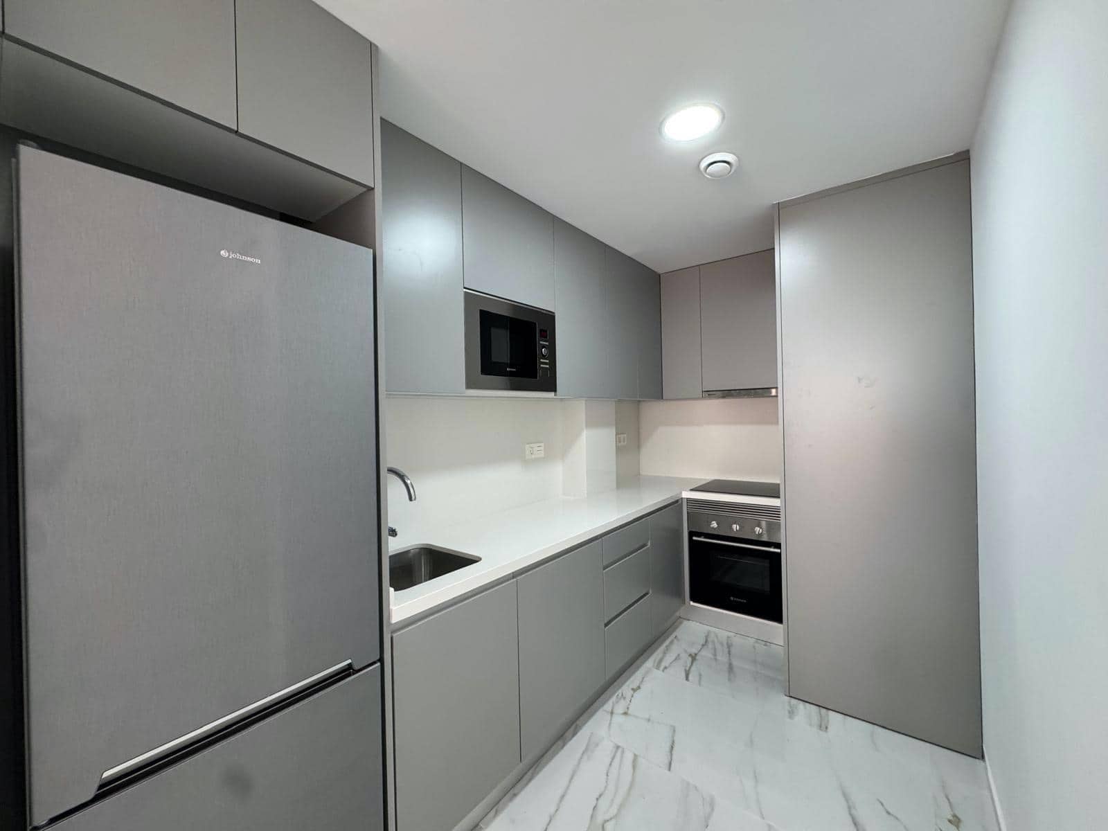 2 sovrum Lägenhet till salu i Torrevieja - 200 000 € (Ref: 9565413)