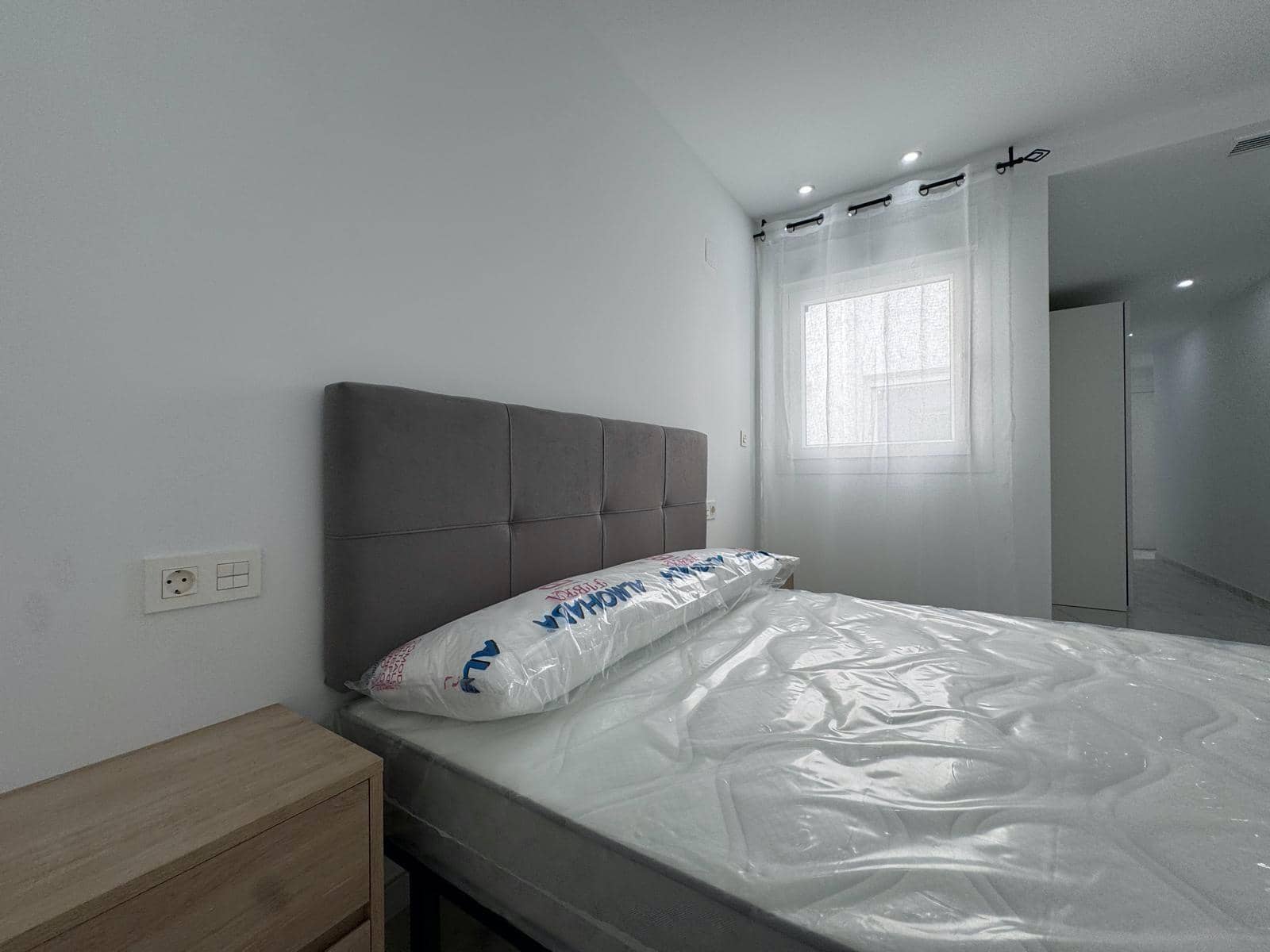 Apartamento de 2 habitaciones en Torrevieja en venta - 189.900 € (Ref: 9565413)