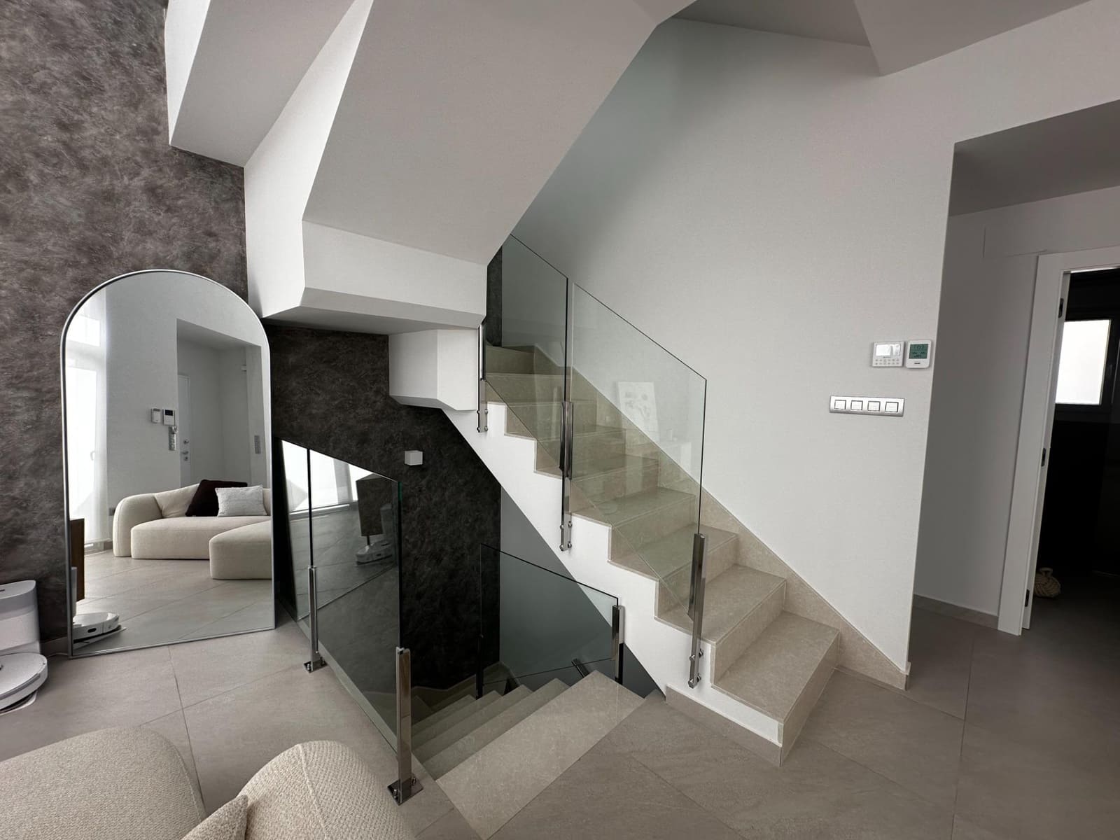 3 camera da letto Villa da affittare in Ciudad Quesada con piscina garage - 3.500 € (Rif: 9611706)