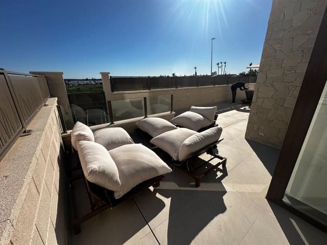 3 camera da letto Villa da affittare in Ciudad Quesada, Rojales con piscina garage - 3.500 € (Rif: 9611706)