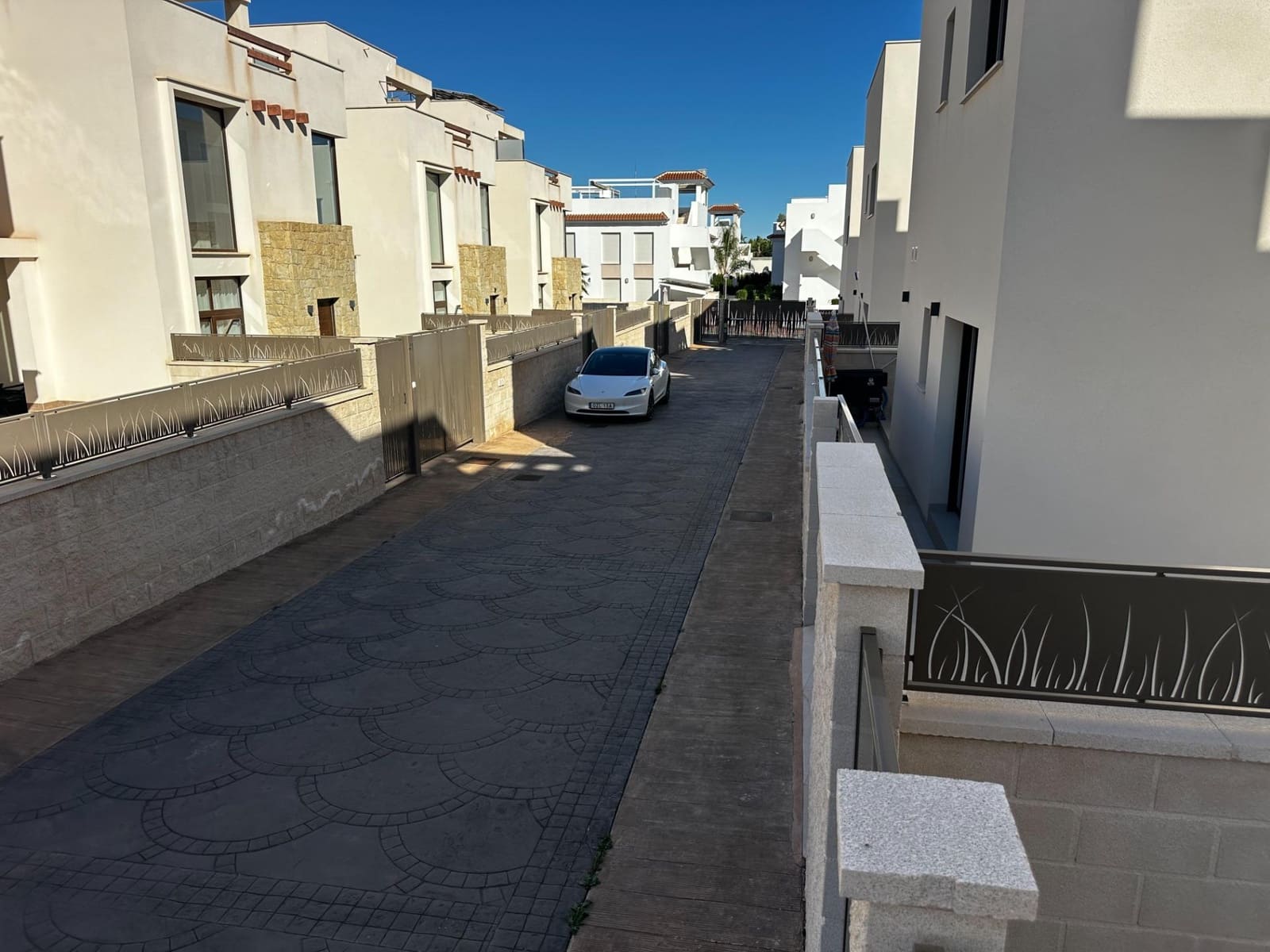 3 camera da letto Villa da affittare in Ciudad Quesada con piscina garage - 3.500 € (Rif: 9611706)