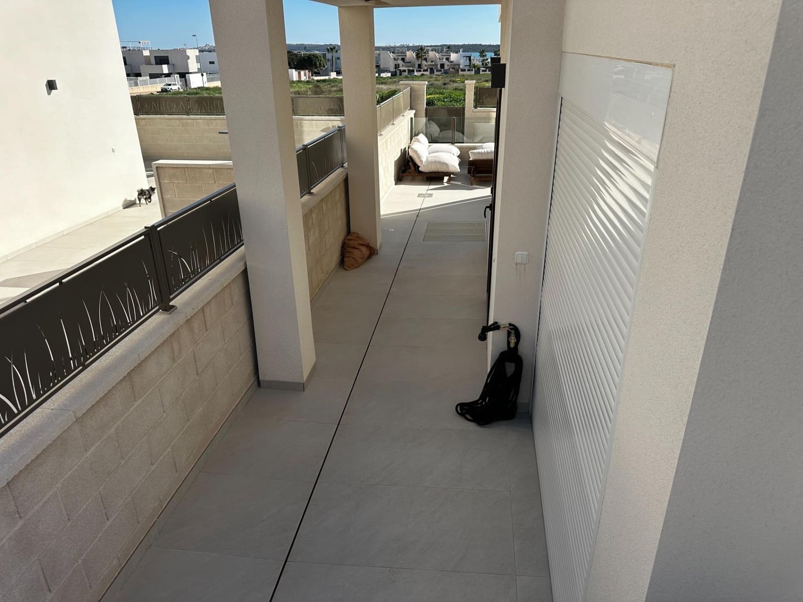 3 camera da letto Villa da affittare in Ciudad Quesada con piscina garage - 3.500 € (Rif: 9611706)