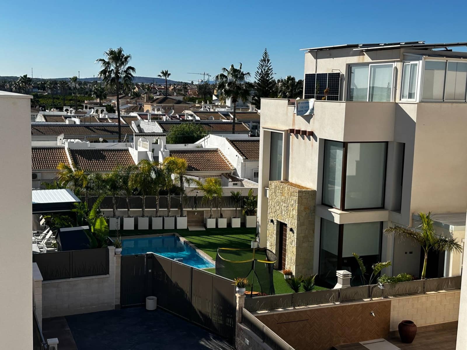 3 camera da letto Villa da affittare in Ciudad Quesada con piscina garage - 3.500 € (Rif: 9611706)