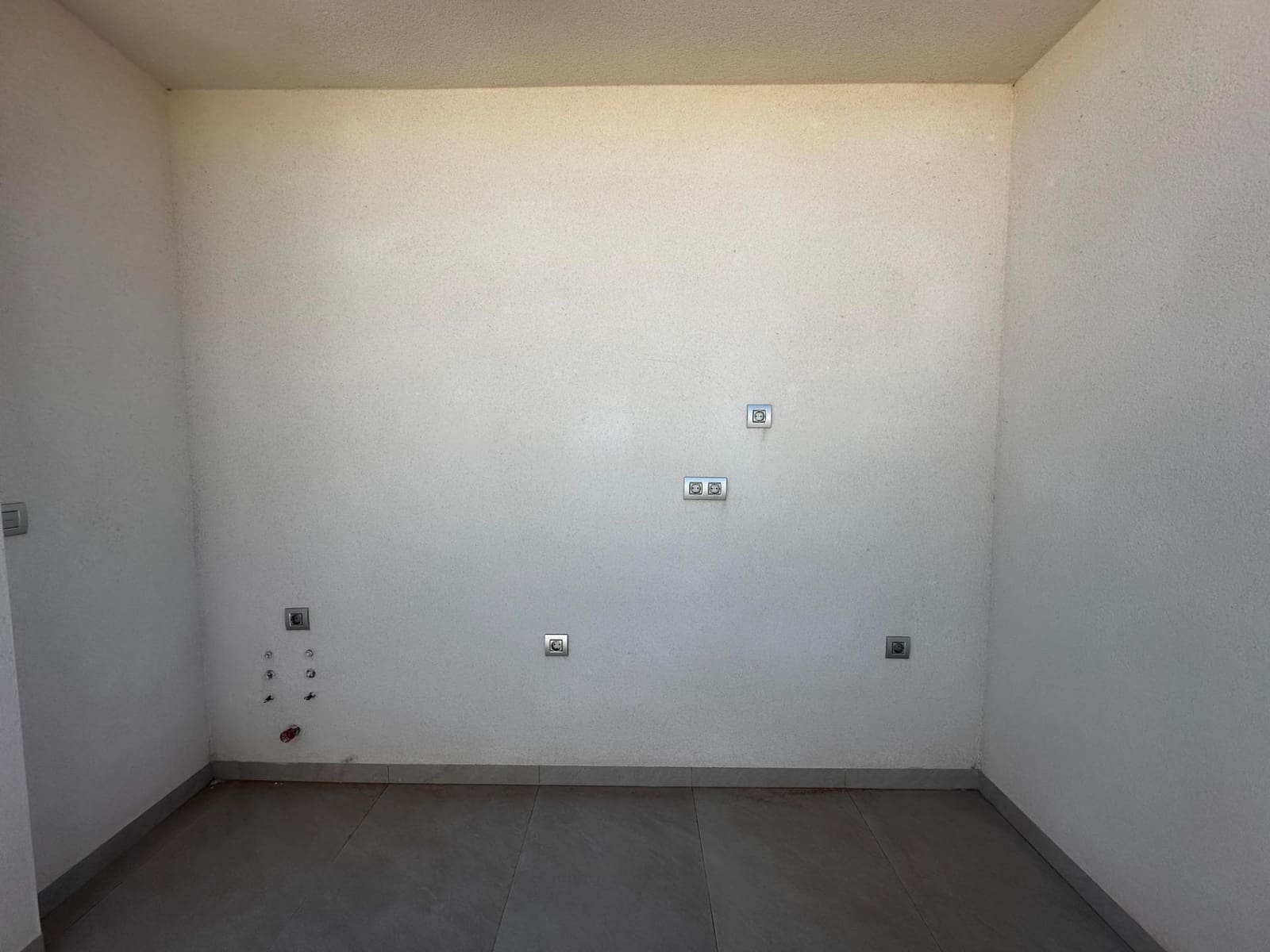 3 camera da letto Villa da affittare in Ciudad Quesada con piscina garage - 3.500 € (Rif: 9611706)