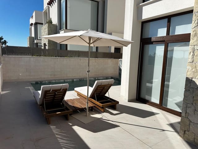 3 camera da letto Villa da affittare in Ciudad Quesada, Rojales con piscina garage - 3.500 € (Rif: 9611706)