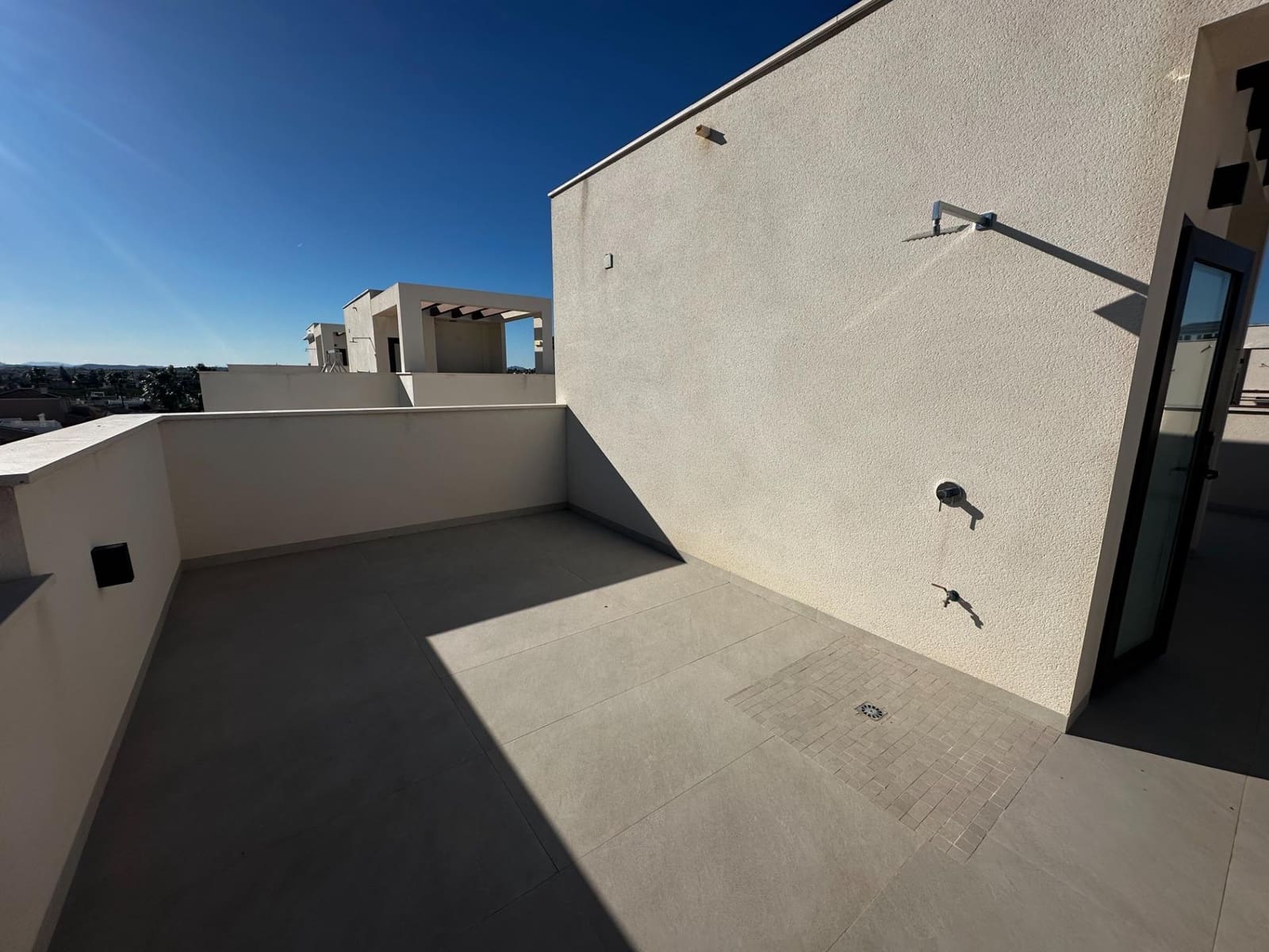 3 camera da letto Villa da affittare in Ciudad Quesada con piscina garage - 3.500 € (Rif: 9611706)