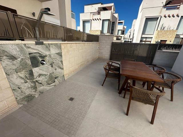 3 camera da letto Villa da affittare in Ciudad Quesada, Rojales con piscina garage - 3.500 € (Rif: 9611706)