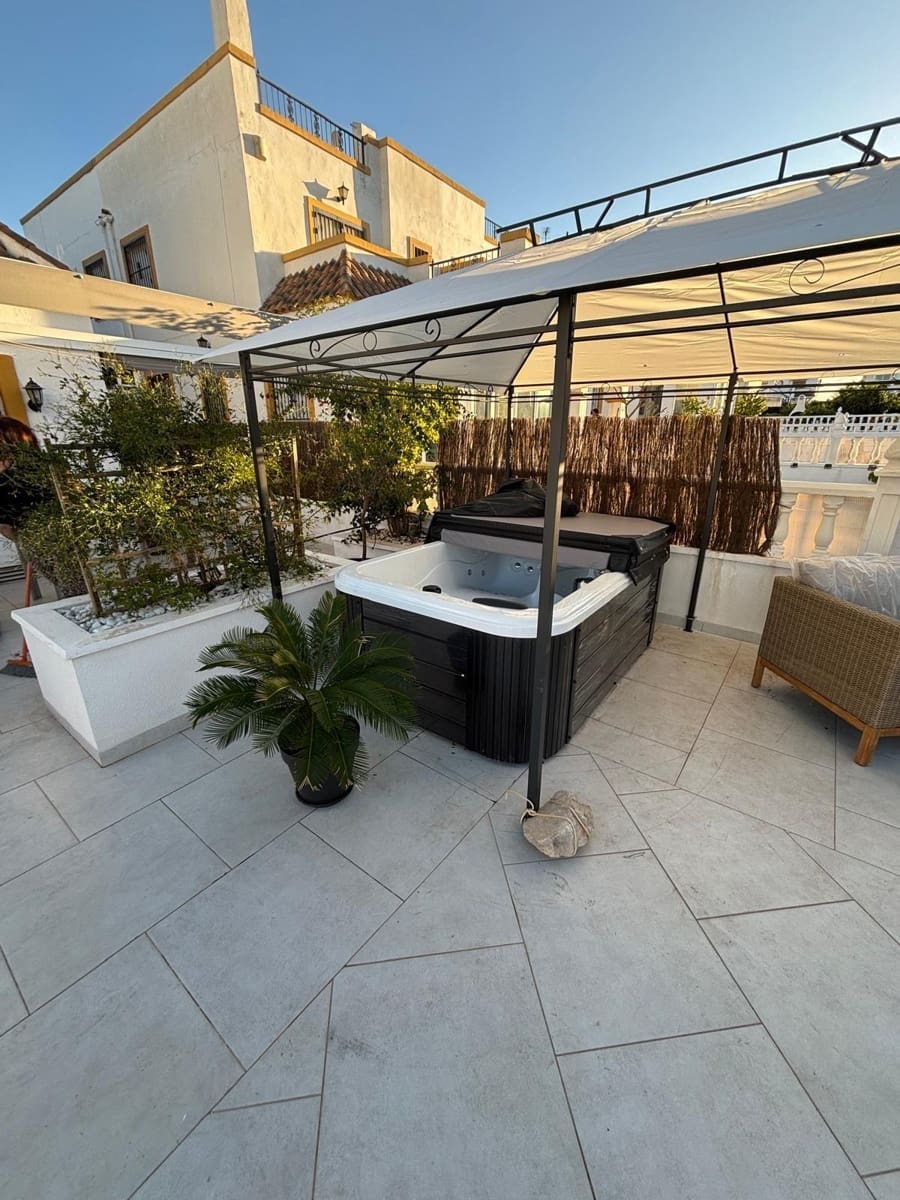 Bungalow de 3 habitaciones en La Florida en alquiler con piscina - 1.500 € (Ref: 9611707)