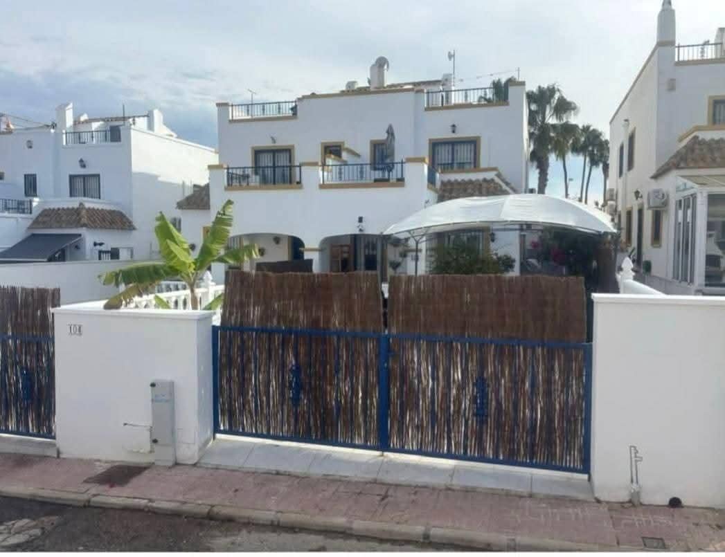 3 bedroom Bungalow for holiday rental in La Florida with pool - € 1,500 (Ref: 9611707)