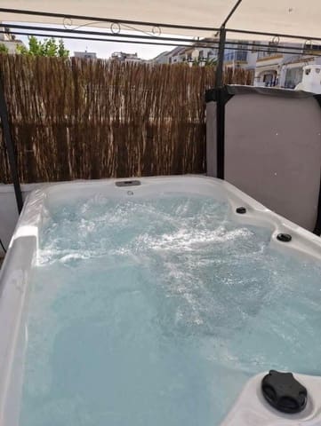 3 Zimmer Ferienbungalow in La Florida, Orihuela mit Pool - 1.500 € (Ref: 9611707)