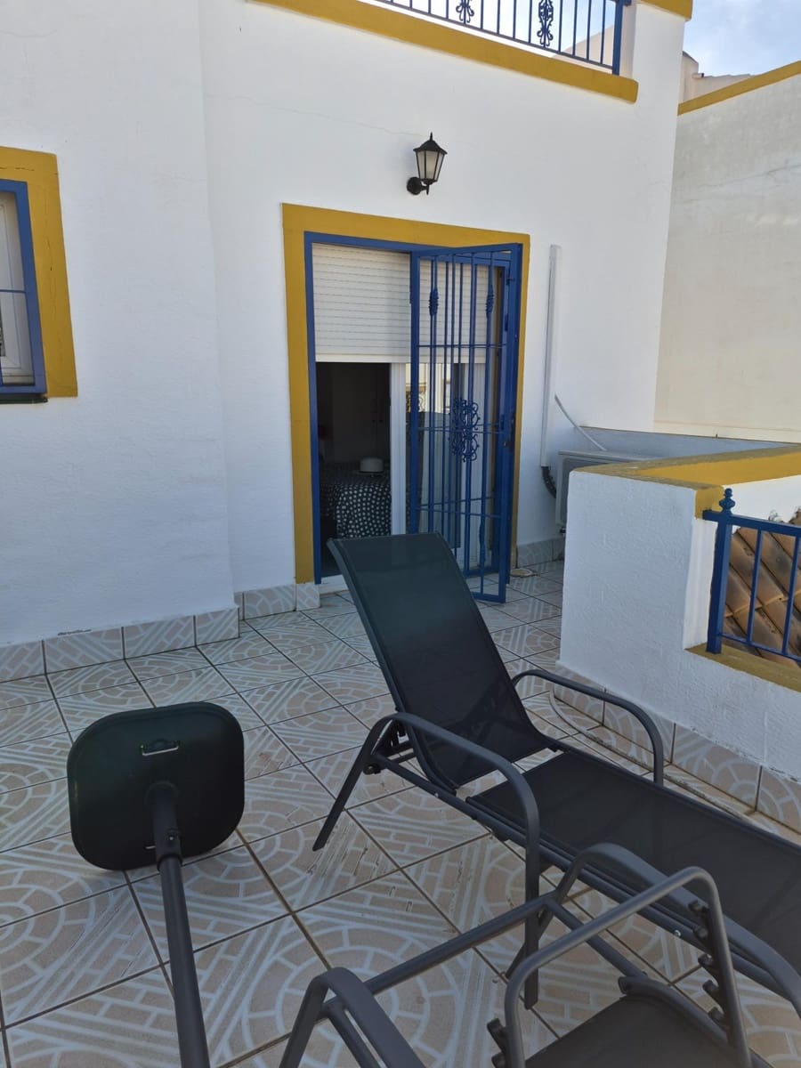 3 bedroom Bungalow for holiday rental in La Florida with pool - € 1,500 (Ref: 9611707)