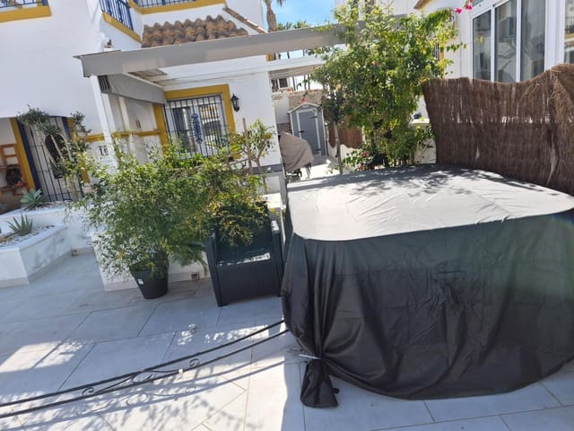 3 Zimmer Ferienbungalow in La Florida, Orihuela mit Pool - 1.500 € (Ref: 9611707)