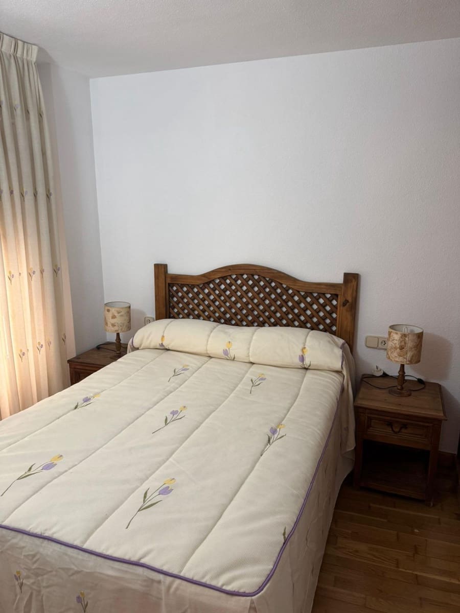 4 soverom Leilighet til salgs i Torrevieja med garasje - € 250 000 (Ref: 9627791)